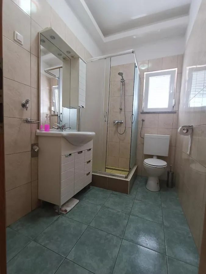 Appartamento Apartmani Centar Starigrad Paklenica