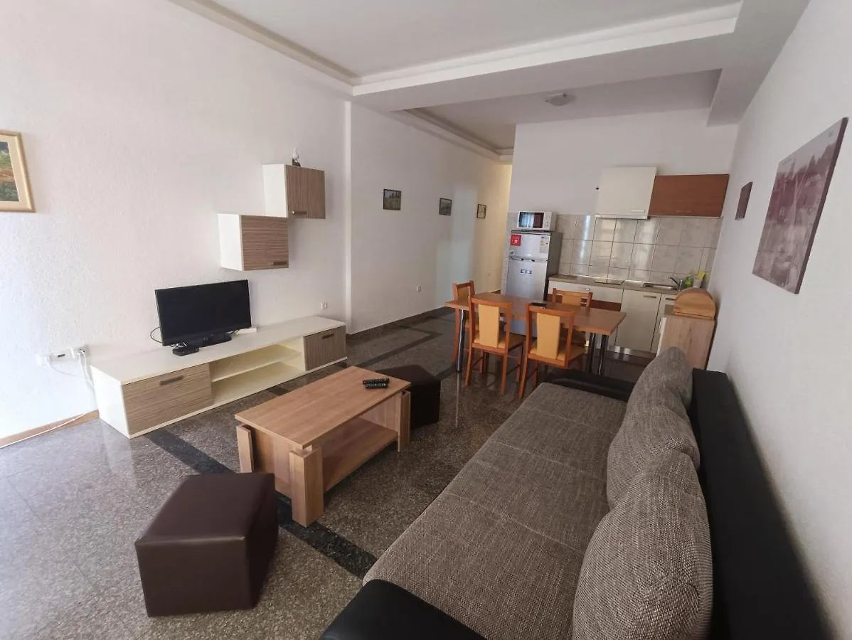 Appartamento Apartmani Centar Starigrad Paklenica